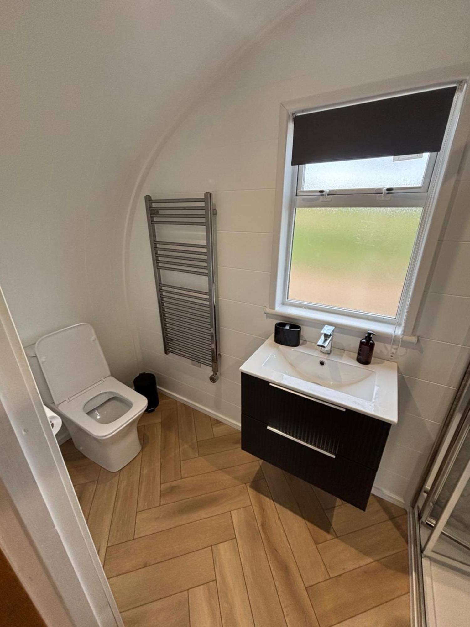 Kings Caves Glamping Hotel Torbeg ภายนอก รูปภาพ